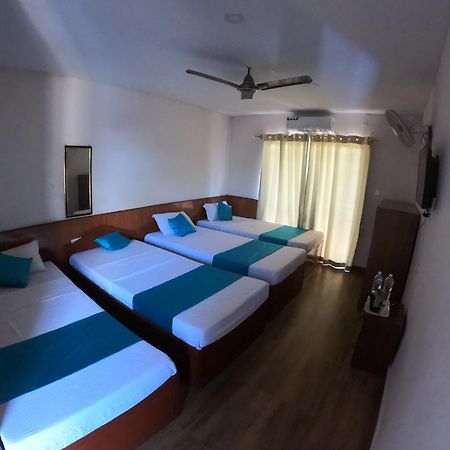 Hotel Dolly Pokhara Exteriör bild