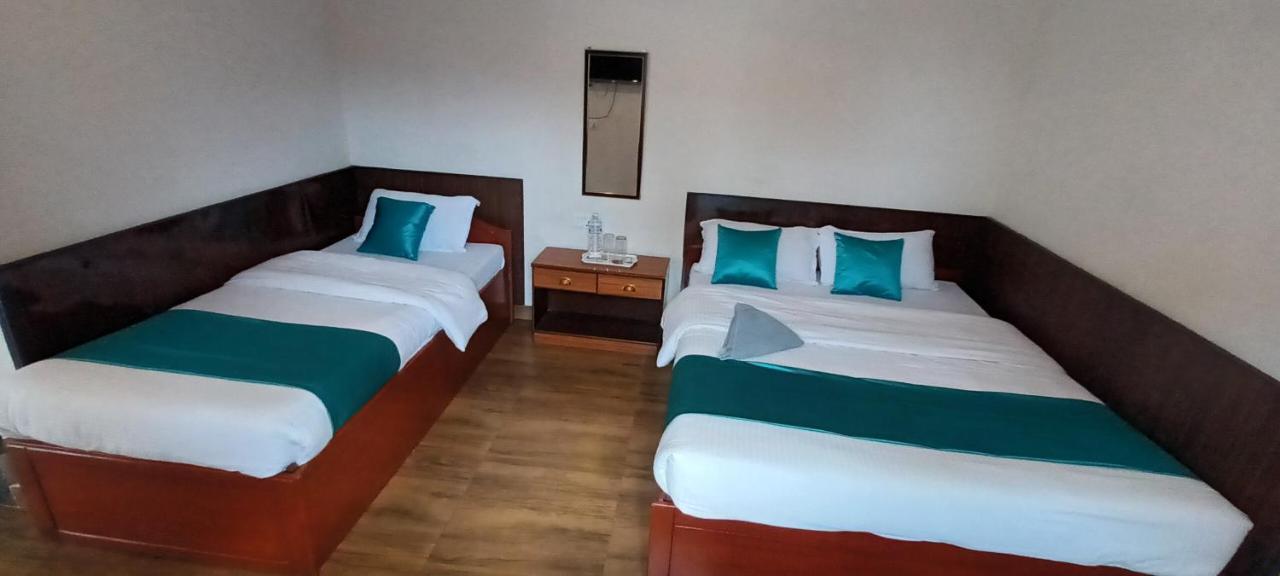 Hotel Dolly Pokhara Exteriör bild