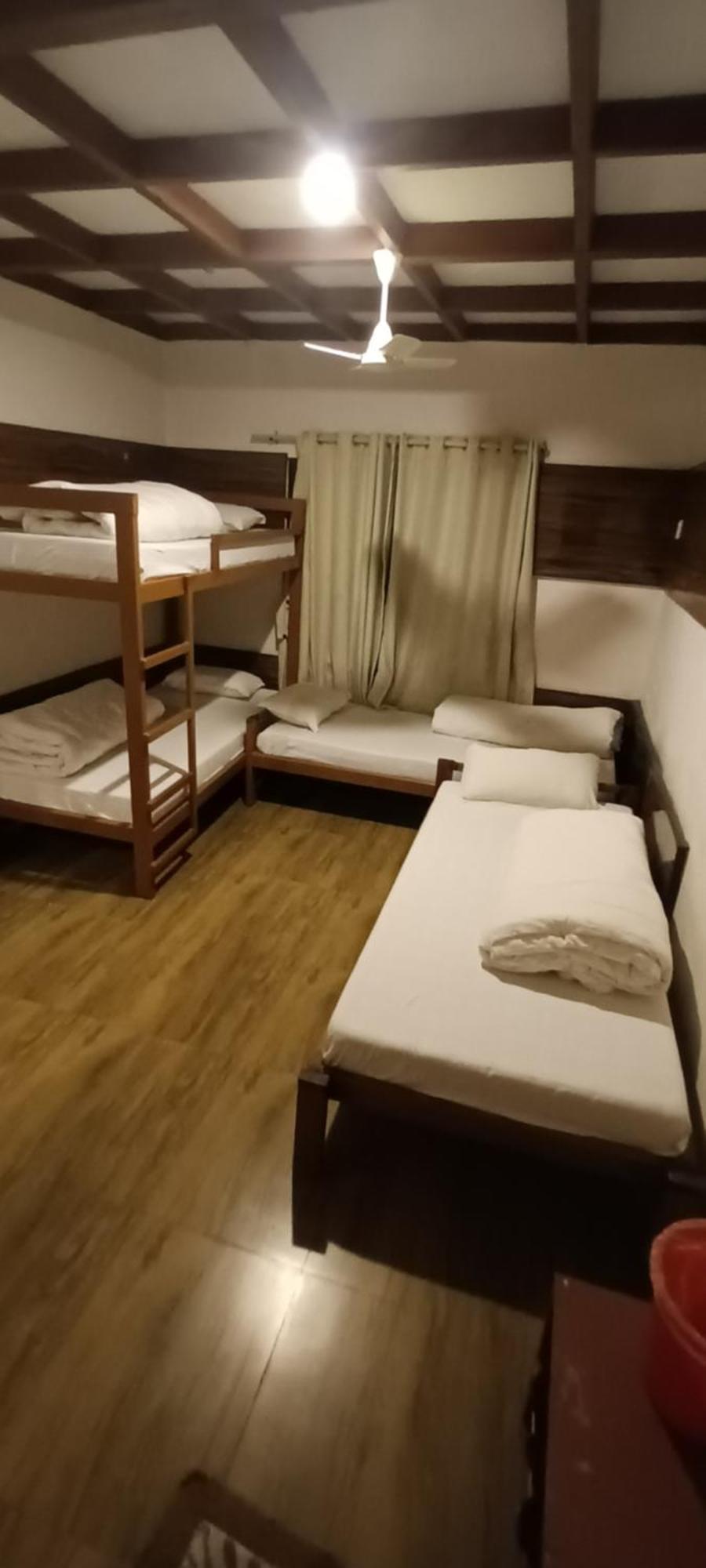 Hotel Dolly Pokhara Exteriör bild