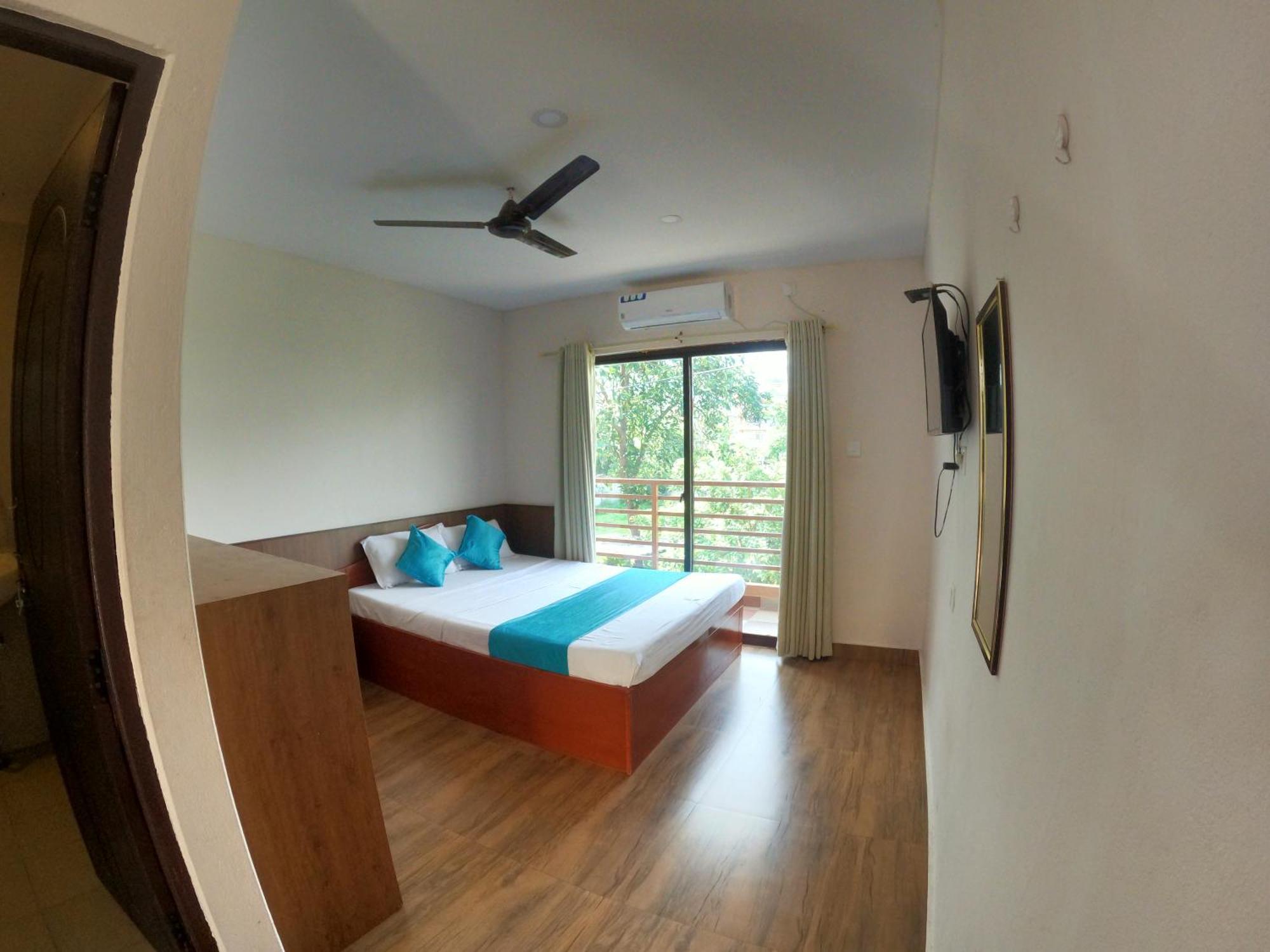 Hotel Dolly Pokhara Exteriör bild